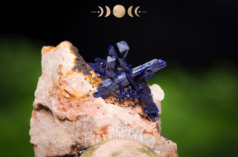 Healing Properties of Azurite: A Crystal for Spiritual Growth & Exploration