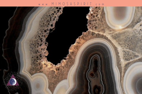 Healing Properties of Brazilian Banded Agate: A Crystal for Centeredness