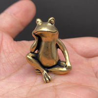Brass Sitting Frog Decoration