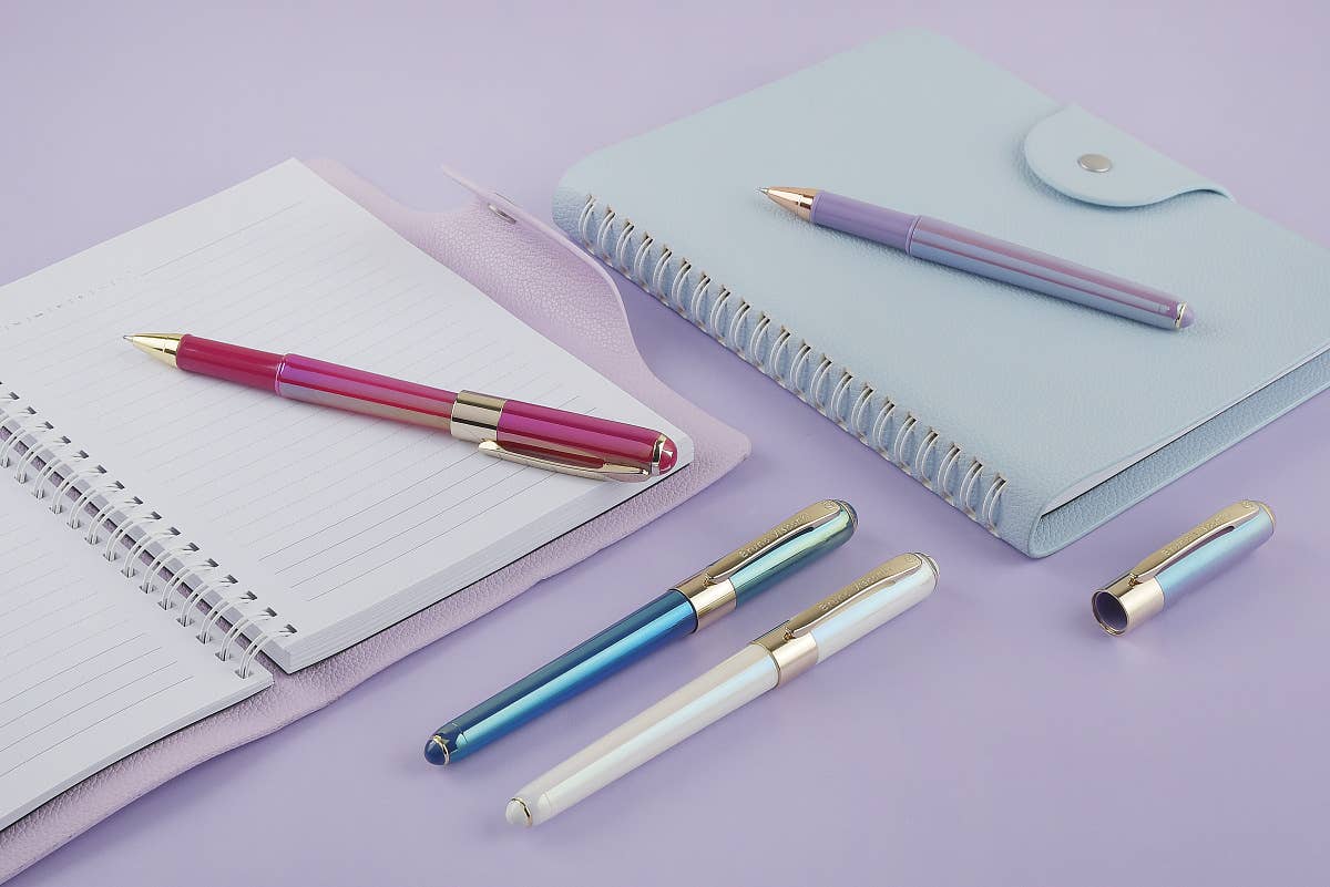 Pearlescent White Monaco Fine Point Soft Touch Pen, 0.5mm