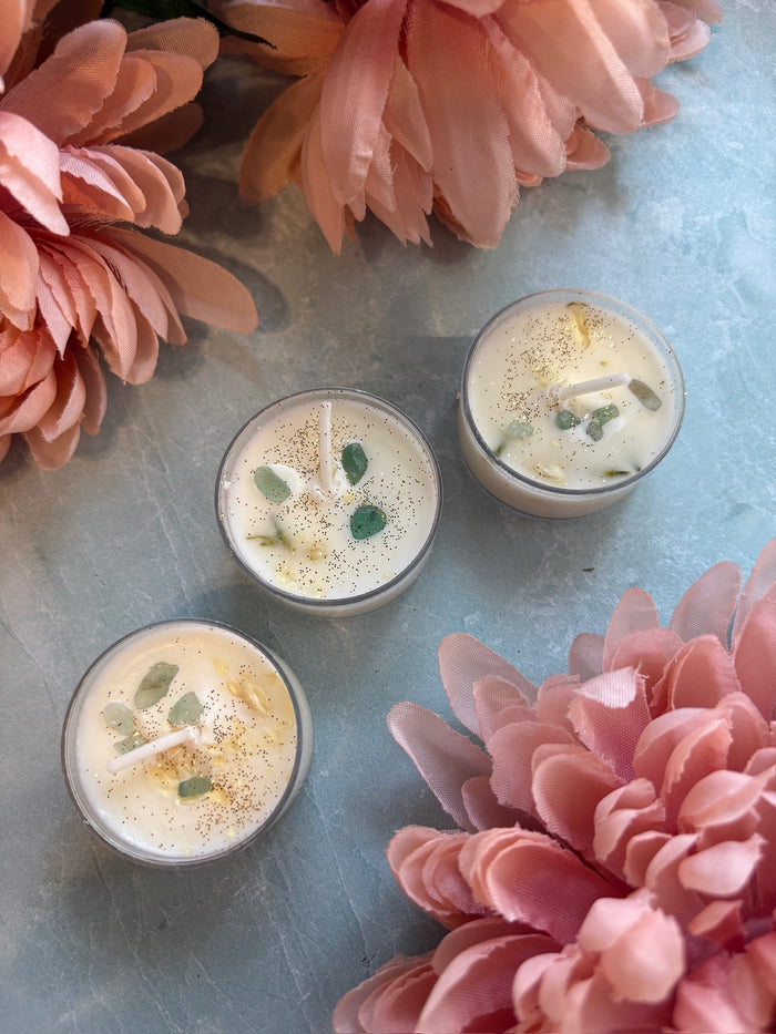 Abundance & Hope Spell Candle with Green Aventurine & Midnight Jasmine