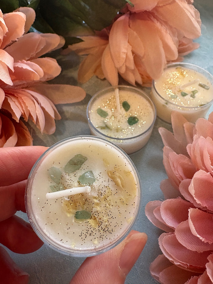 Abundance & Hope Spell Candle with Green Aventurine & Midnight Jasmine