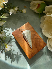 Howlite Crystal Pendulum for Dream Exploration