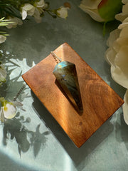 Labradorite Crystal Pendulum for Magical Exploration