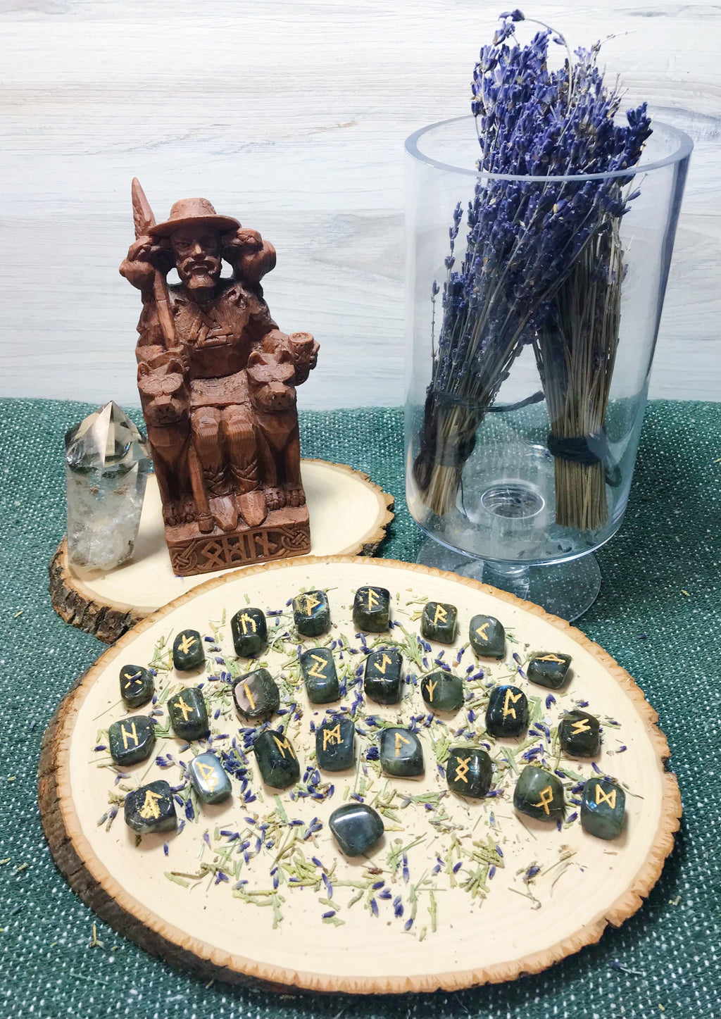 Crystal Elder Futhark Rune Set