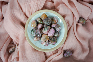 Tumbled Cobaltoan Calcite for Positive Outlook