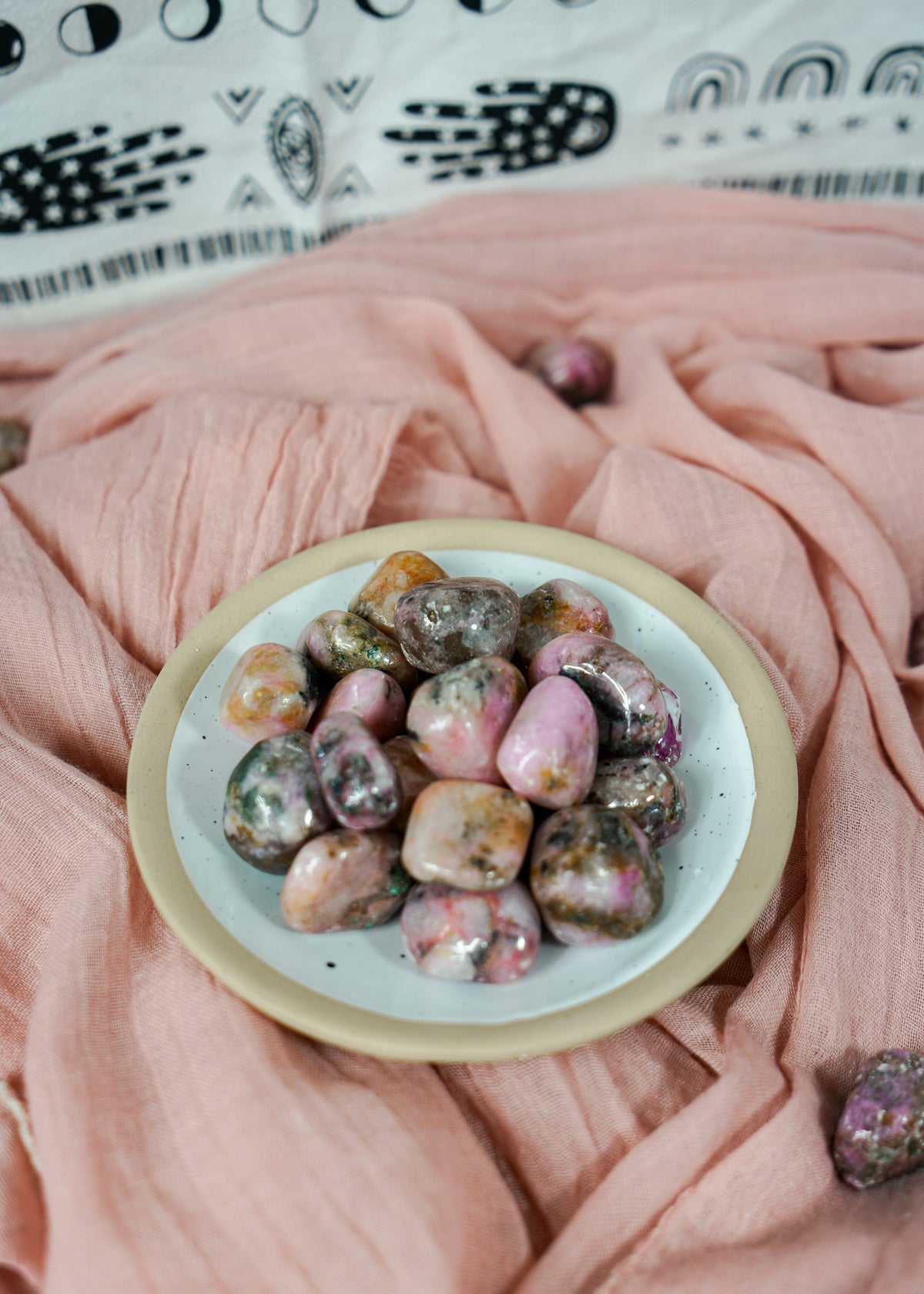 Tumbled Cobaltoan Calcite for Positive Outlook