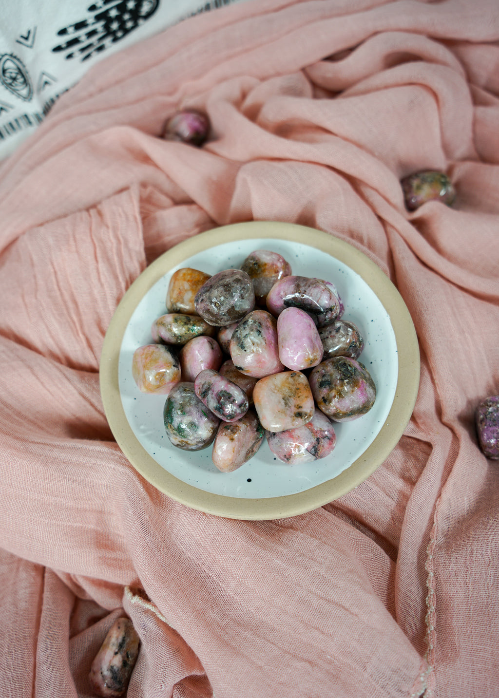 Tumbled Cobaltoan Calcite for Positive Outlook