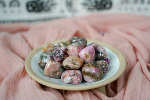 Tumbled Cobaltoan Calcite for Positive Outlook