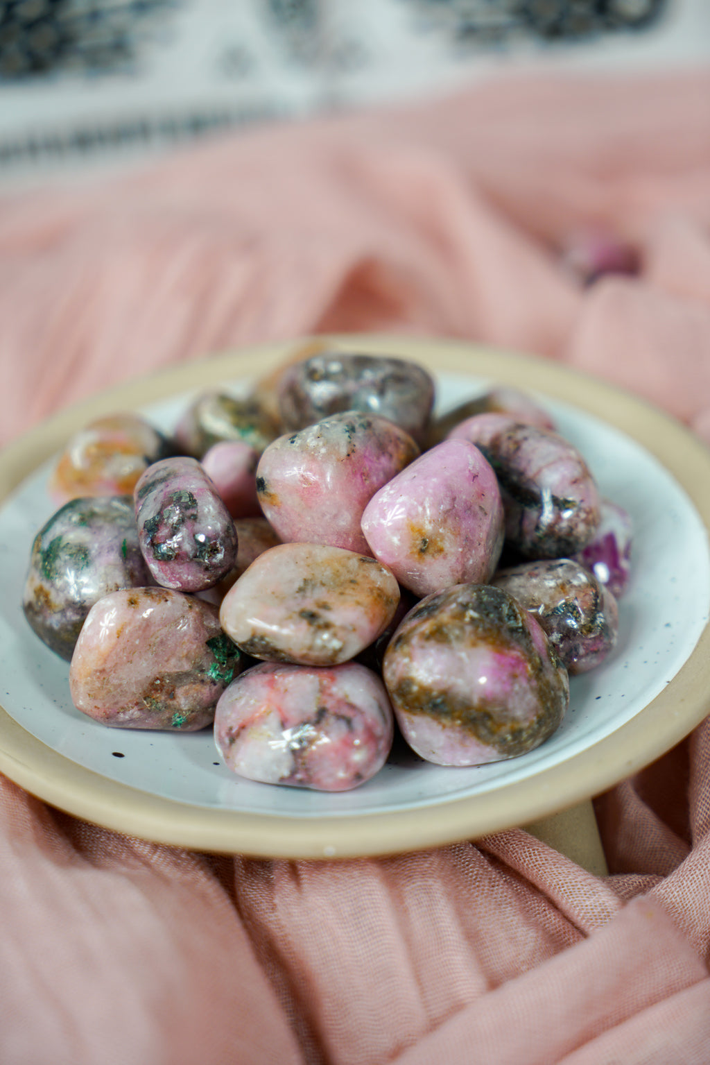 Tumbled Cobaltoan Calcite for Positive Outlook