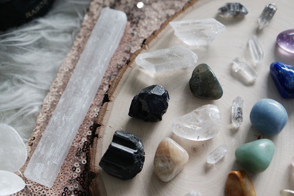 Crystal Healing Starter Kit | A Curated Collection of Essential Stones