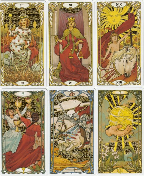 Golden Art Nouveau Tarot by Giulia Massaglia