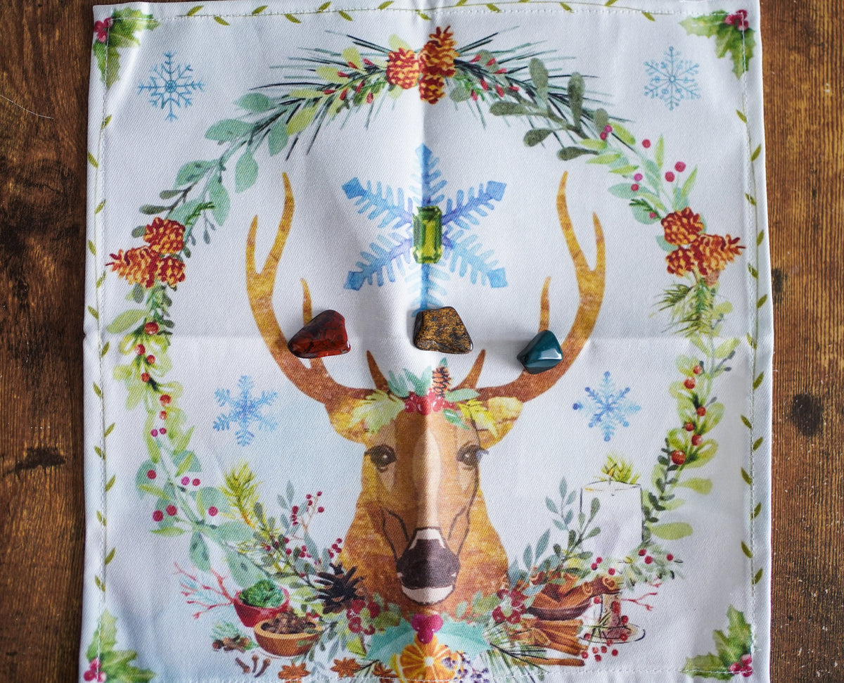 Yule Altar Cloth and Crystal Set