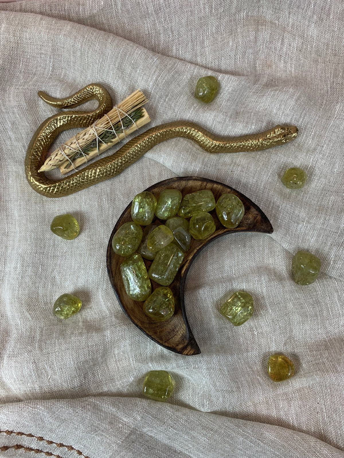 Tumbled Green Apatite for Connecting with Nature