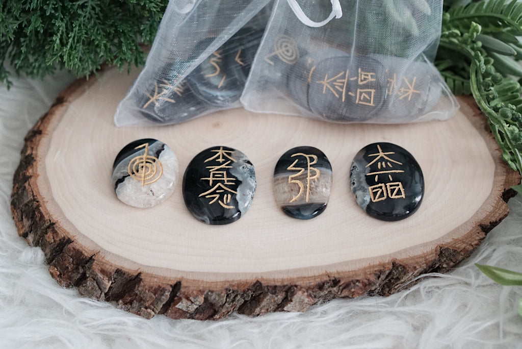 Crystal Palm Stone Reiki Healing Kits