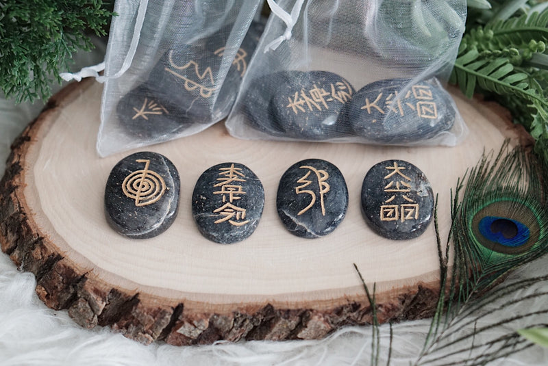 Crystal Palm Stone Reiki Healing Kits