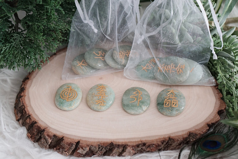 Crystal Palm Stone Reiki Healing Kits