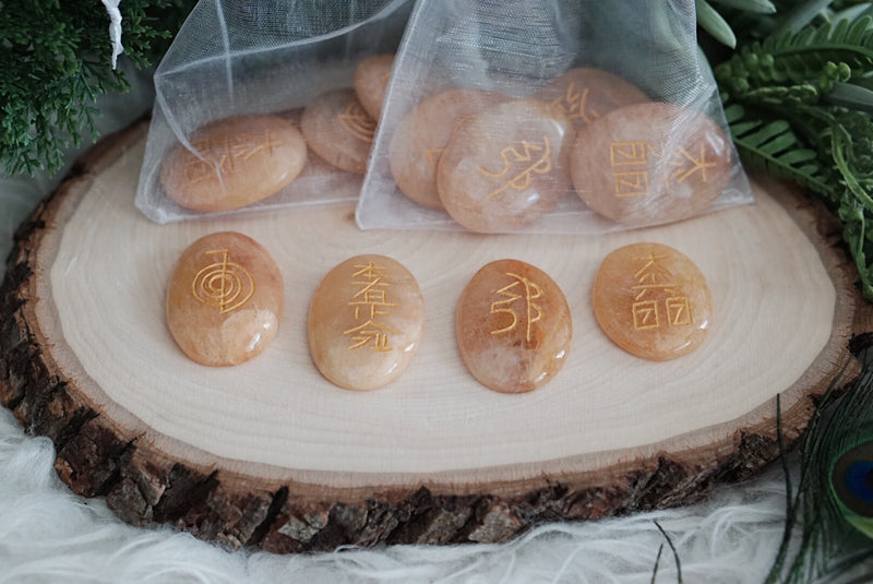 Crystal Palm Stone Reiki Healing Kits