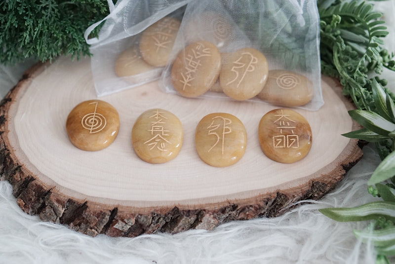 Crystal Palm Stone Reiki Healing Kits