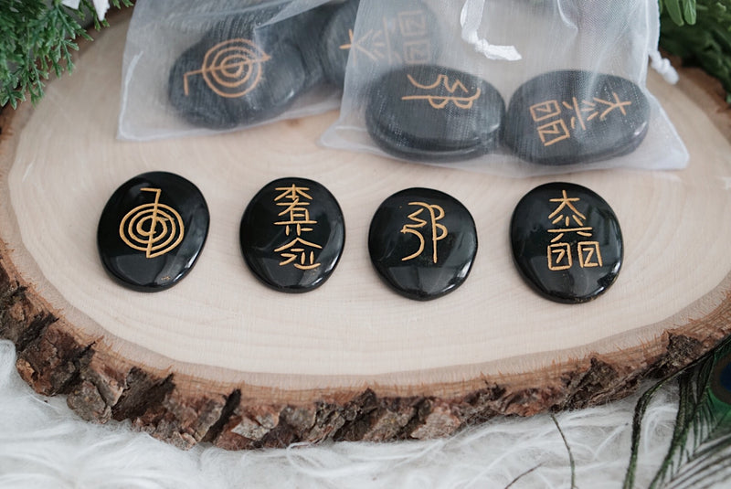 Crystal Palm Stone Reiki Healing Kits