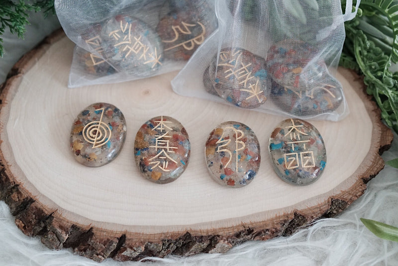 Crystal Palm Stone Reiki Healing Kits