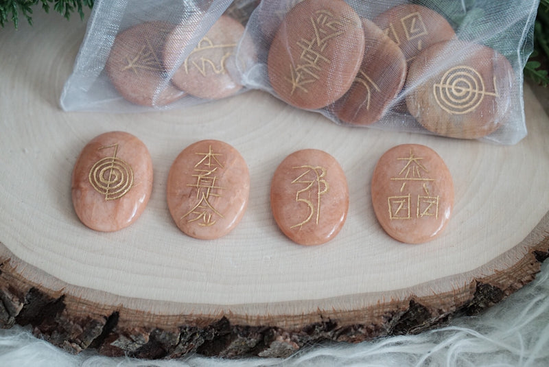 Crystal Palm Stone Reiki Healing Kits