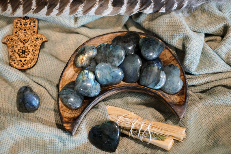 Labradorite Heart Carvings for Spiritual Beauty