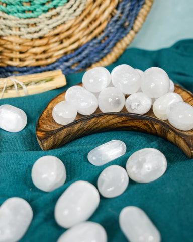 Moss Agate Palm Stones for Connecting to Nature